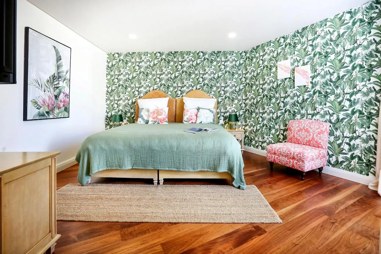 Apartment Green & Gorgeous - 3 Bedroom Getaway In The Heart Faro Portugal